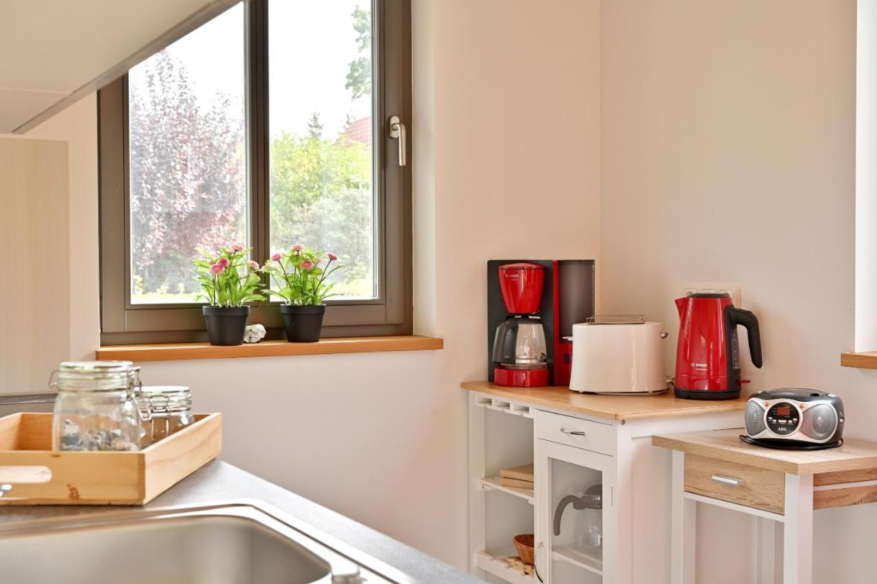 Reetdachhaus "Treibholz" Villa Wiek auf Rugen Bagian luar foto
